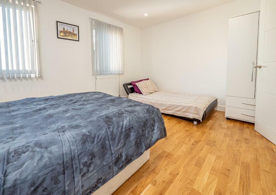Easystay Slough Central Free Parking Kültér fotó
