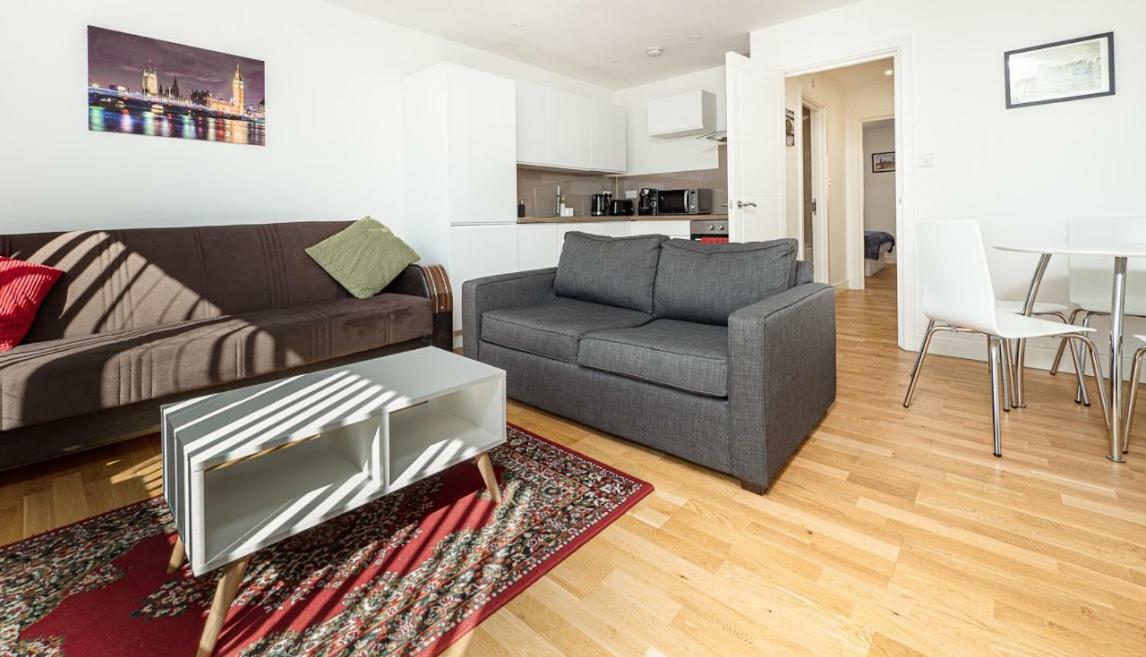 Easystay Slough Central Free Parking Kültér fotó